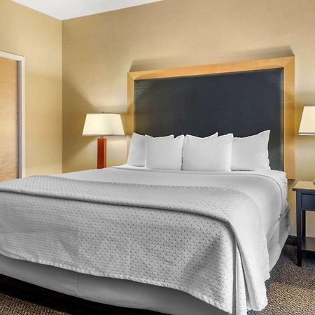แคมเบรีย โฮเต็ล แอครอน - แคนตัน แอร์พอร์ต Hotel Uniontown ภายนอก รูปภาพ