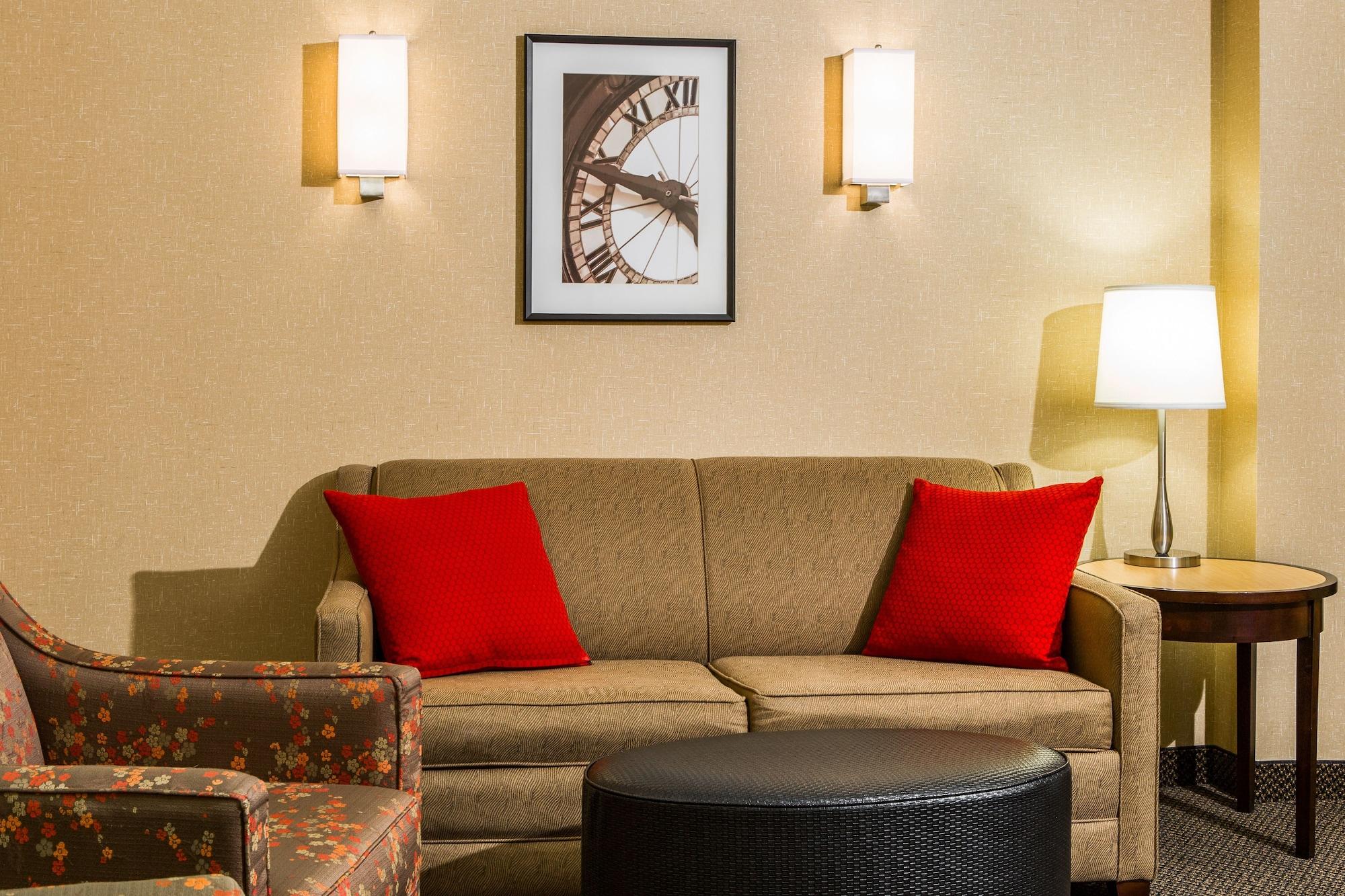 แคมเบรีย โฮเต็ล แอครอน - แคนตัน แอร์พอร์ต Hotel Uniontown ภายนอก รูปภาพ