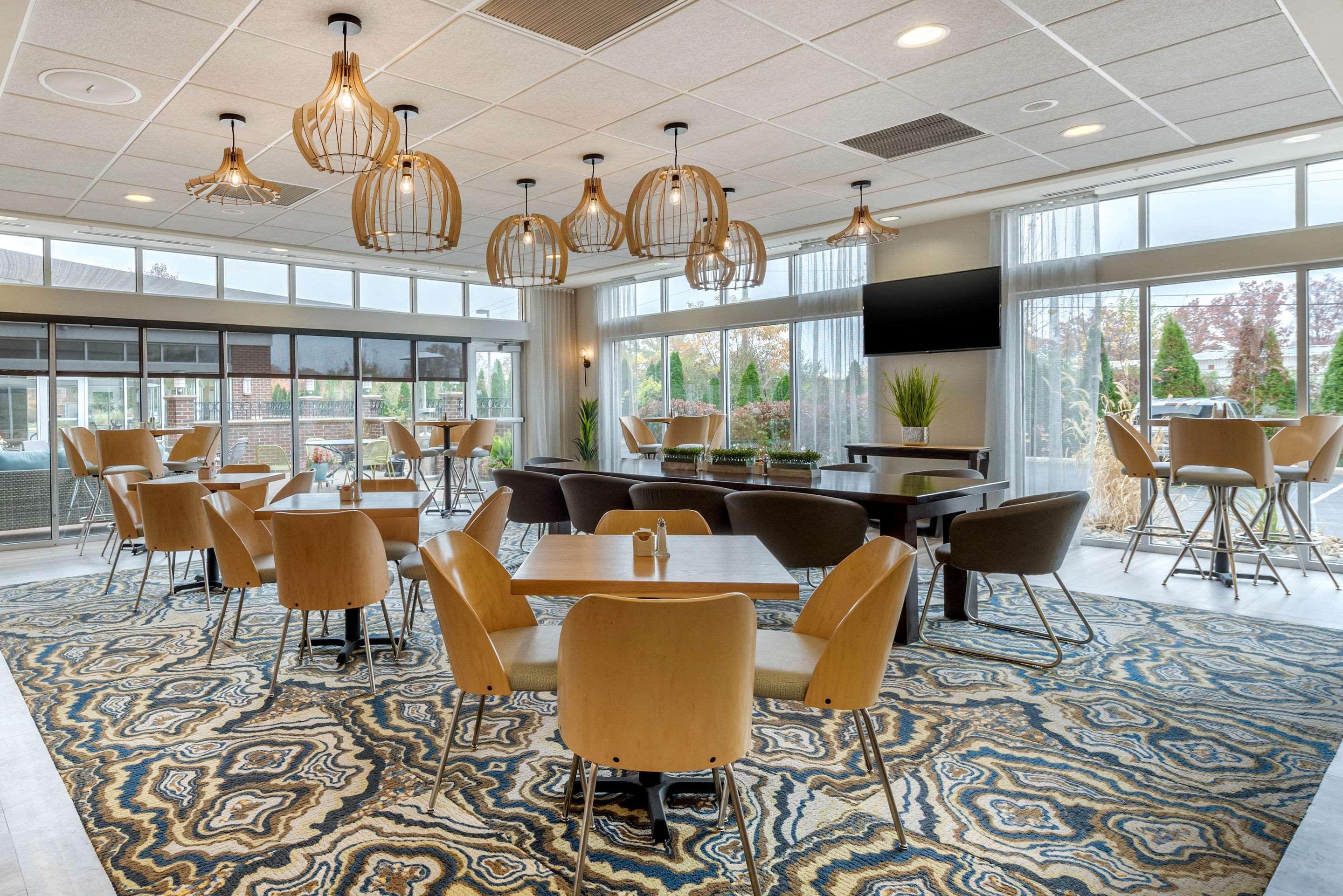 แคมเบรีย โฮเต็ล แอครอน - แคนตัน แอร์พอร์ต Hotel Uniontown ภายนอก รูปภาพ
