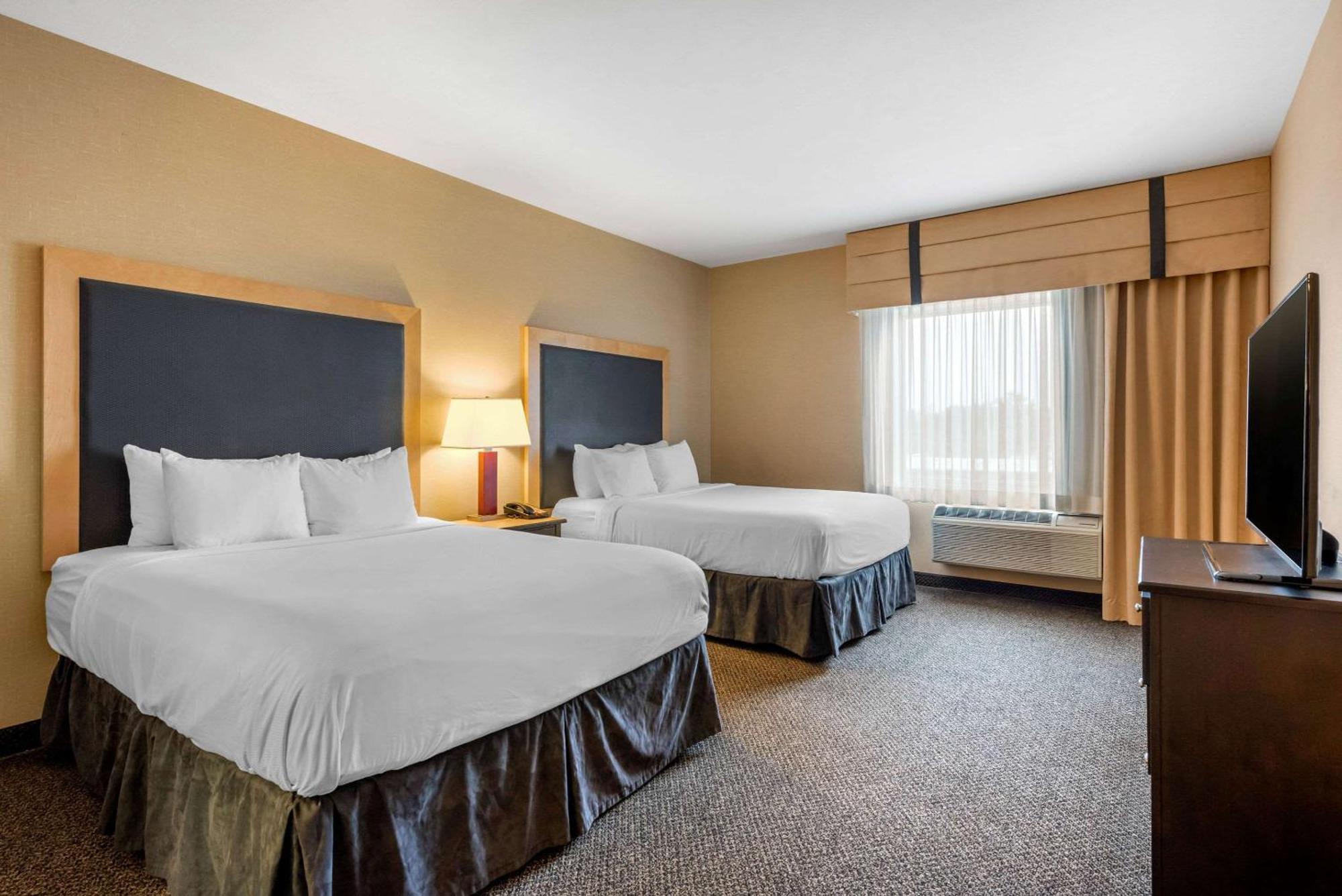 แคมเบรีย โฮเต็ล แอครอน - แคนตัน แอร์พอร์ต Hotel Uniontown ภายนอก รูปภาพ