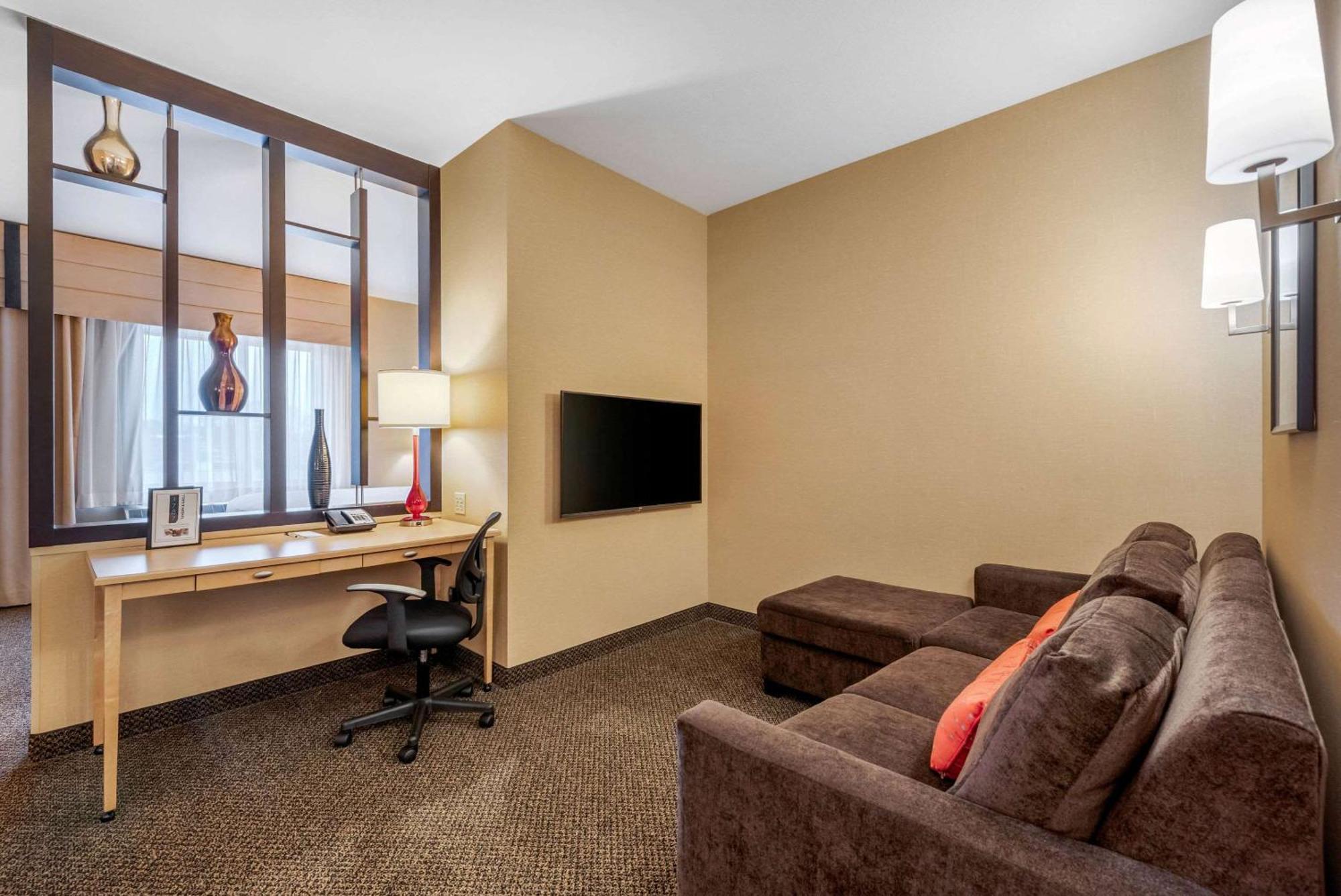 แคมเบรีย โฮเต็ล แอครอน - แคนตัน แอร์พอร์ต Hotel Uniontown ภายนอก รูปภาพ